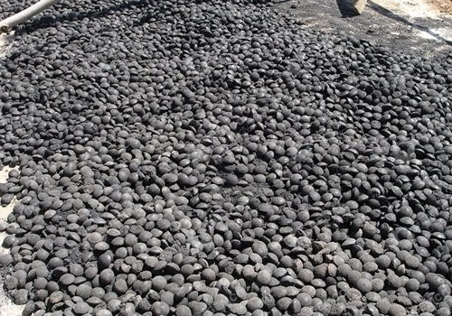 OVOID-SHAPED COMPRESSED COAL
